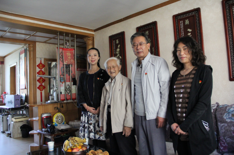 中共青海省第三建筑工程有限公司支部委員會開展&ldquo;走訪慰問暖人心，紅色精神永傳承&rdquo;活動