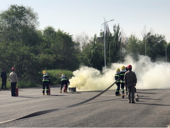 青海物產(chǎn)物資配送有限責(zé)任公司&ldquo;安全生產(chǎn)月啟動儀式&rdquo;及&ldquo;消防安全應(yīng)急演練&rdquo;