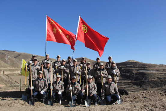 有一種奉獻叫&ldquo;五四精神&rdquo;，有一種擔(dān)當(dāng)叫&ldquo;青年突擊隊&rdquo;